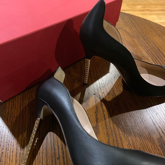 VALENTINO 2012 ROCKSTUD LEATHER PUMP - Picture 5 of 9